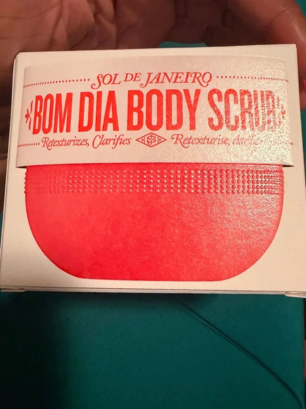 Sol de Janeiro Bom Dia Body Scrub - Cream & Black Packaging